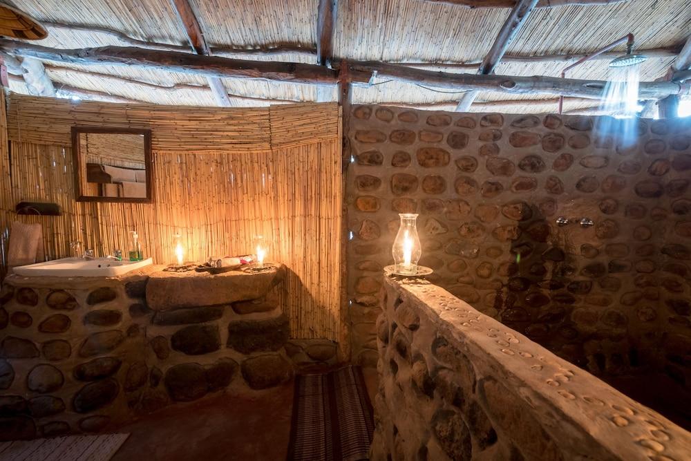 Taita Falcon Lodge Mukuni Exterior photo